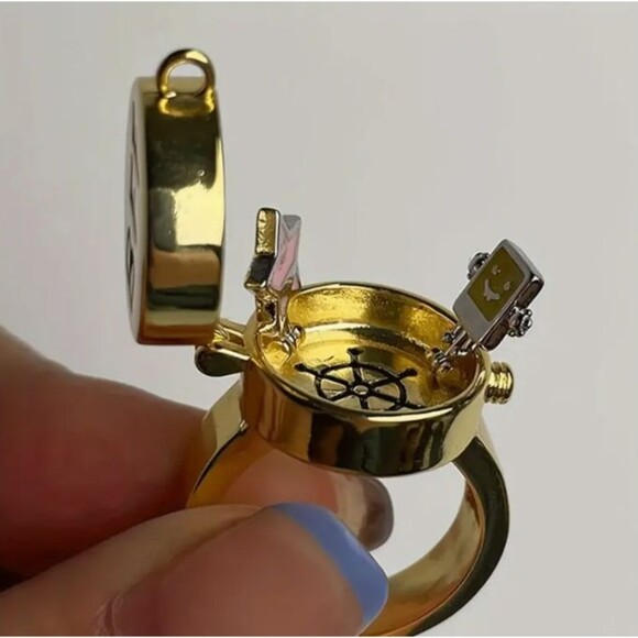 BFF Silver Rectangle Ring Size 8 Opens Secret Compartment Poison Ring - Picture 3 of 10